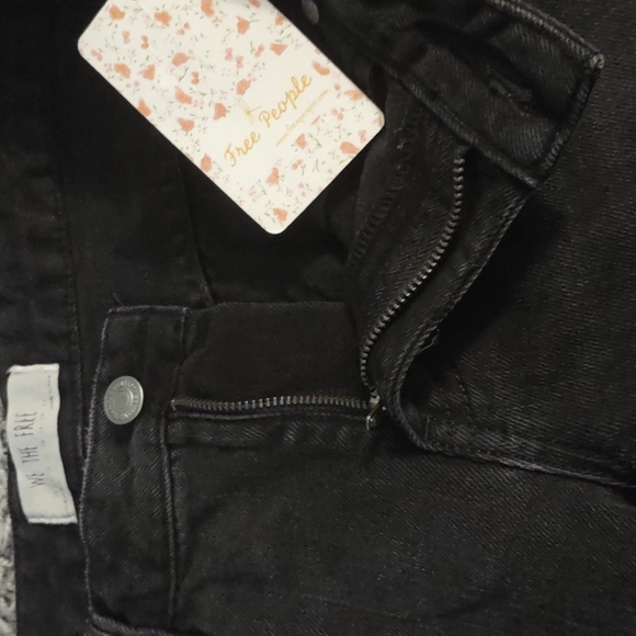 Free people mid-rise vintage black frayed distressed hemline new denim Jeans 25 - Picture 6 of 10